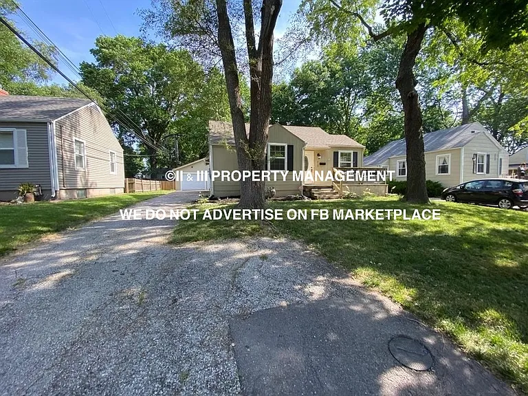 512 W 86th St — Photo 35