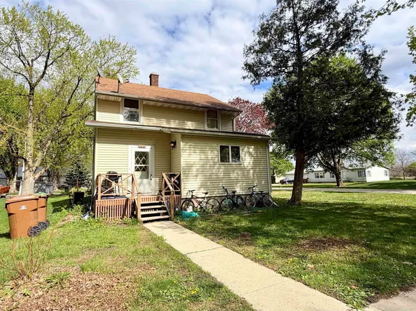 433 S Franklin St, Newell, IA 50568
