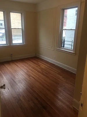 Rented by CENTURY 21 Sunny Gardens Realty, Inc. | media 15