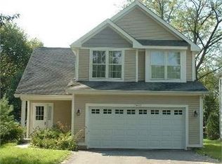 10403 Wilmette Ave, Algonquin, IL 60102