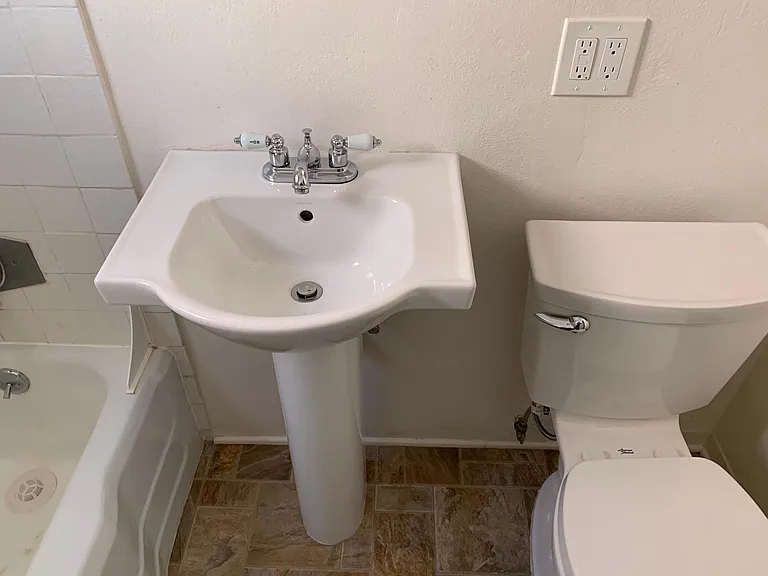 4127 Louisiana St — Photo 14