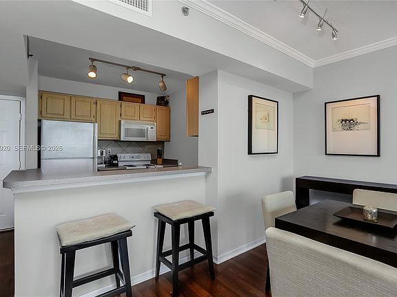 3rd image of 2665 SW 37th Ave APT 1404