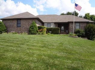 701 E Meramec Ln, Nixa, MO 65714