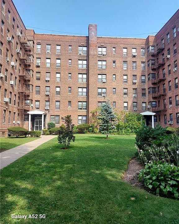 1st image of 2425 Haring St APT 1J