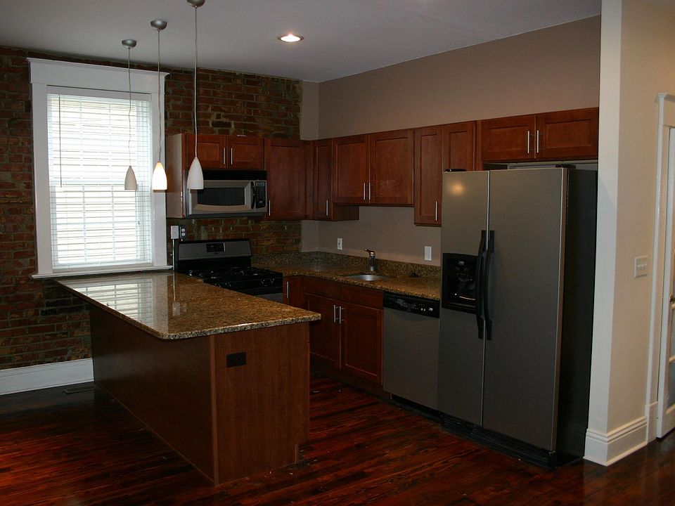2nd image of 7411 Hazel Ave