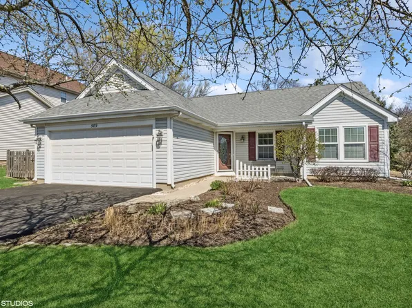 589 Shaker Ln, Lake Zurich, IL 60047