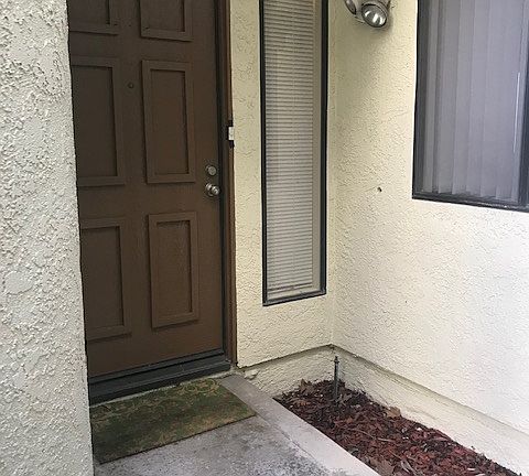 2nd image of 833 Lancaster Dr