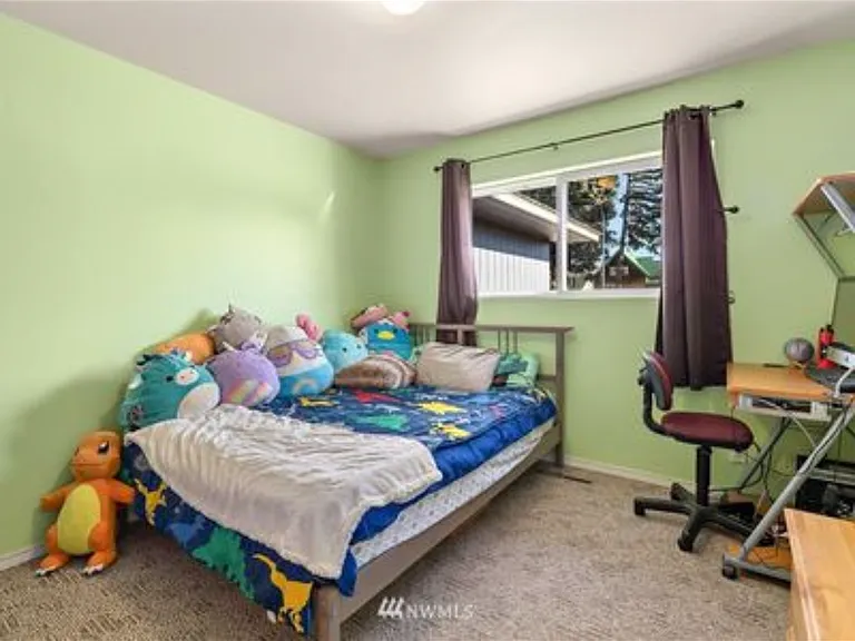 1713 N Water St — Photo 10