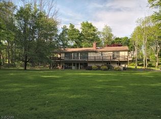 19 Springtown Rd, Whitehouse Station, NJ 08889