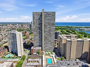 655 W Irving Park Rd APT 2704, Chicago, IL 60613