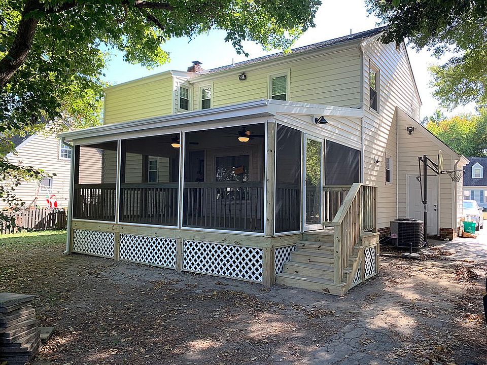 2nd image of 9720 Wendhurst Dr