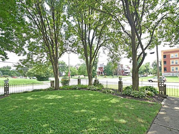 3rd image of 3849 Floral Ave