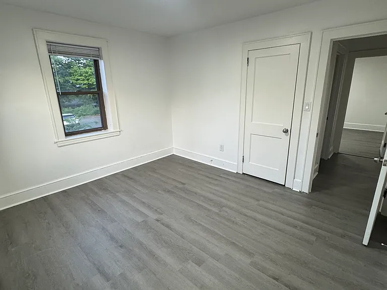 35 Rapallo Ave #3E — Photo 24