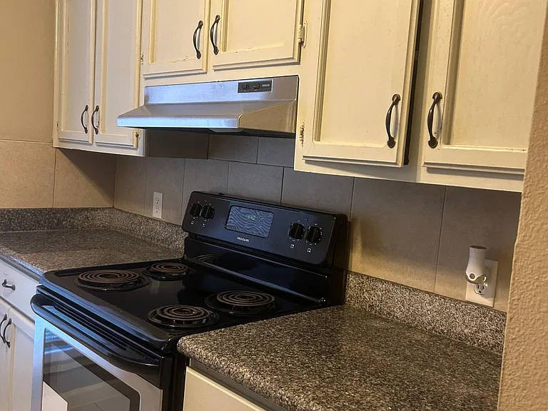 13931 Azalea Park Ave — Photo 13