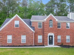 220 Chesterfield Ct, Fayetteville, GA 30214