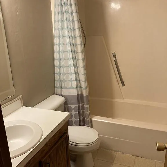 113 Oak St #3 — Photo 6