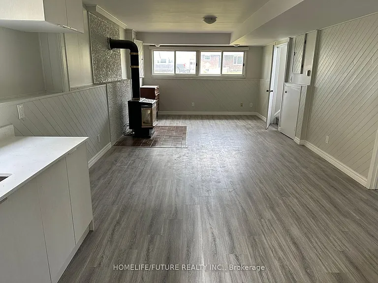 73 Park St N #BASEMENT — Photo 12