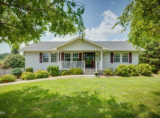 186 Kincheloe Rd, Fall Branch, TN 37656