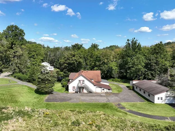 210 W Saddle River Rd, Saddle River, NJ 07458