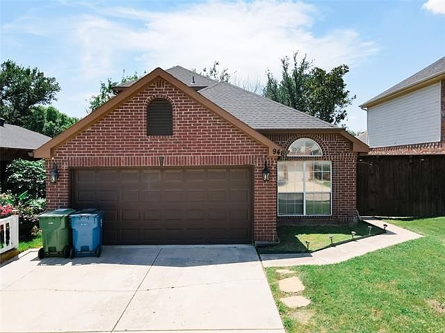 1st image of 946 Azalia Dr