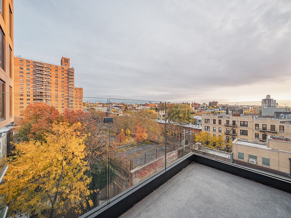 1st image of 262 9th St #706