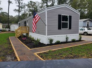 489 Clubhouse Rd, Murrells Inlet, SC 29576