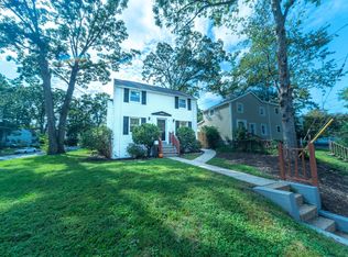 1110 S Edison St, Arlington, VA 22204