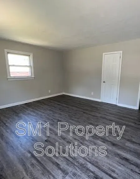 1309 Pearson St — Photo 8