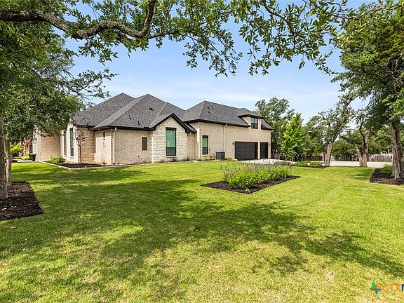 5th image of 12 Lago Viento Ln