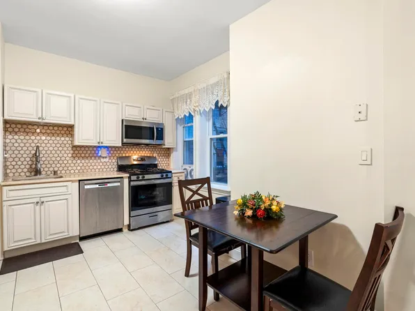 282 Magnolia Avenue image 7 of 24