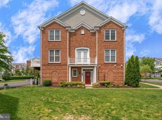 14816 Potomac Branch Dr #256A, Woodbridge, VA 22191