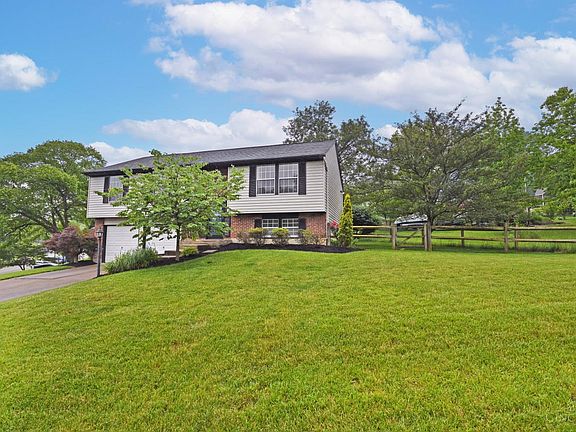 2nd image of 58 Orchard Knoll Dr