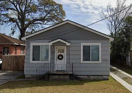 1st image of 4428 King St