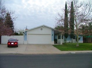 3324 Purdue Ave, Clovis, CA 93611