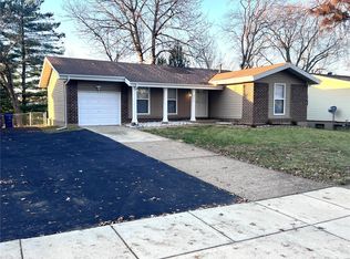 4411 Rhine Dr, Florissant, MO 63033