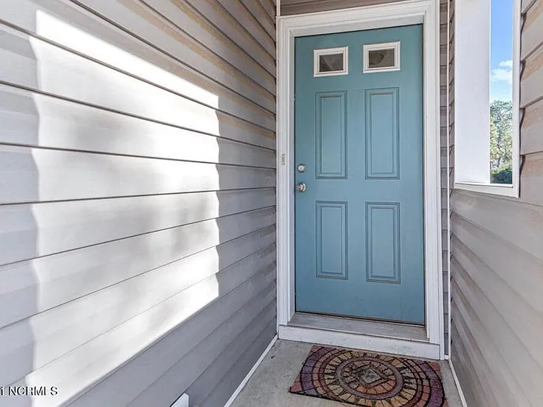 301 N Saylor St — Photo 16