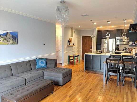 4th image of 87 Jackson St APT 5C