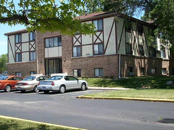 5th image of 3044 Jewelstone Dr APT 310