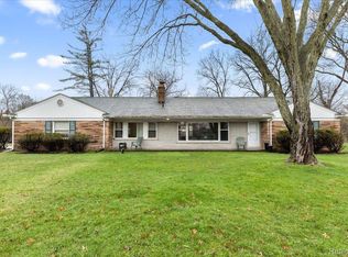 20719 Kennoway Cir, Beverly Hills, MI 48025