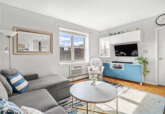 3rd image of 1787 Madison Ave APT 604
