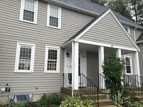 2nd image of 639 Twin Lakes Dr #639