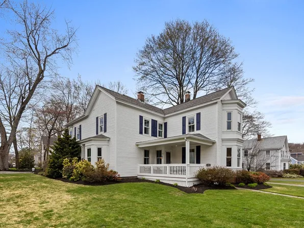 10 Fletcher Ave, Lexington, MA 02420