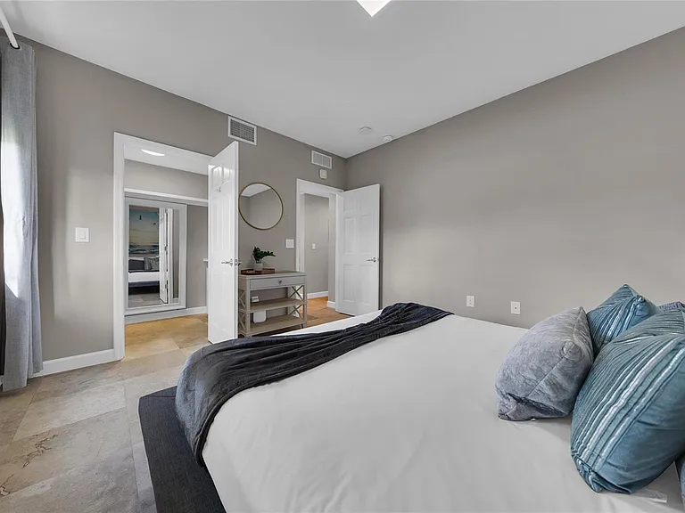 616 Riviera Isle Dr — Photo 69