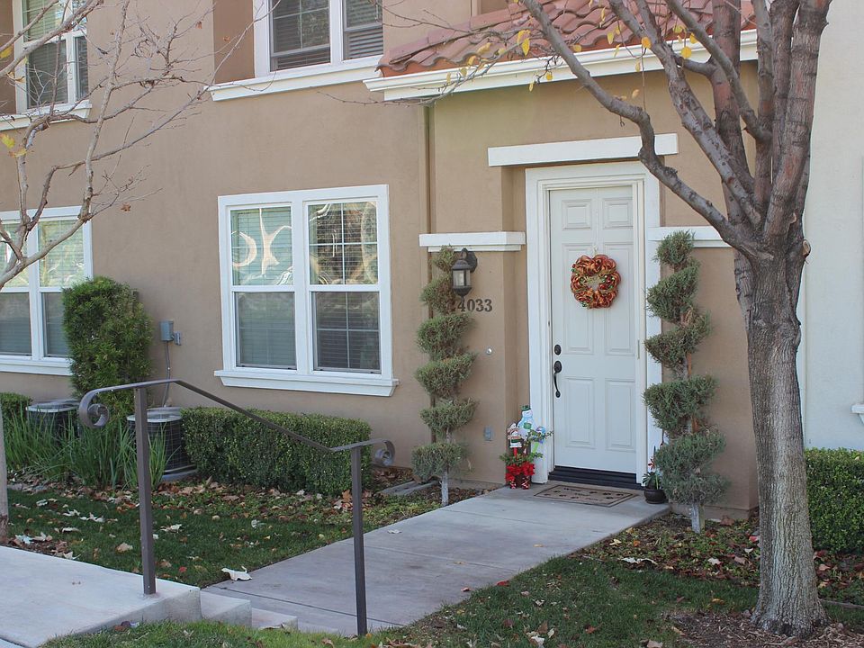 1st image of 24033 Park Ln