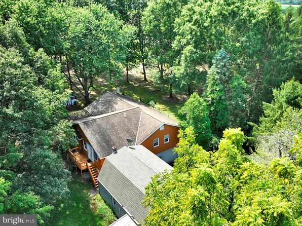 321 Wolf Creek Rd, Bernville, PA 19506