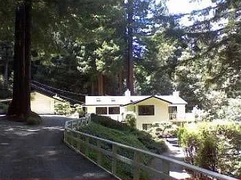 320 Northridge Dr photo 1
