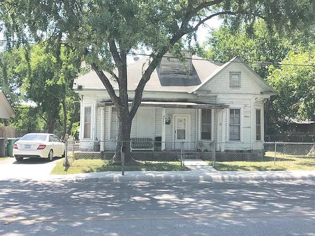 1st image of 947 SW 36th St