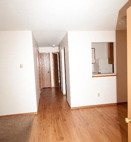 Portage Terrace — Photo 17