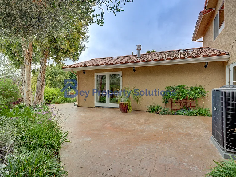 599 Woodland Dr — Photo 53
