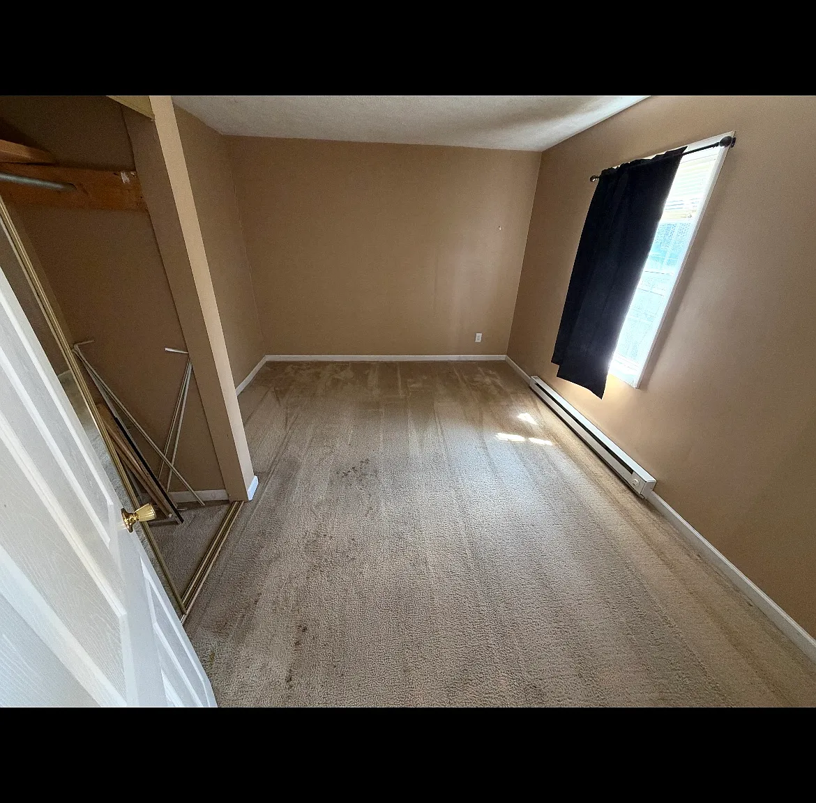 2 bed, 900 sqft, $825 — Photo 3